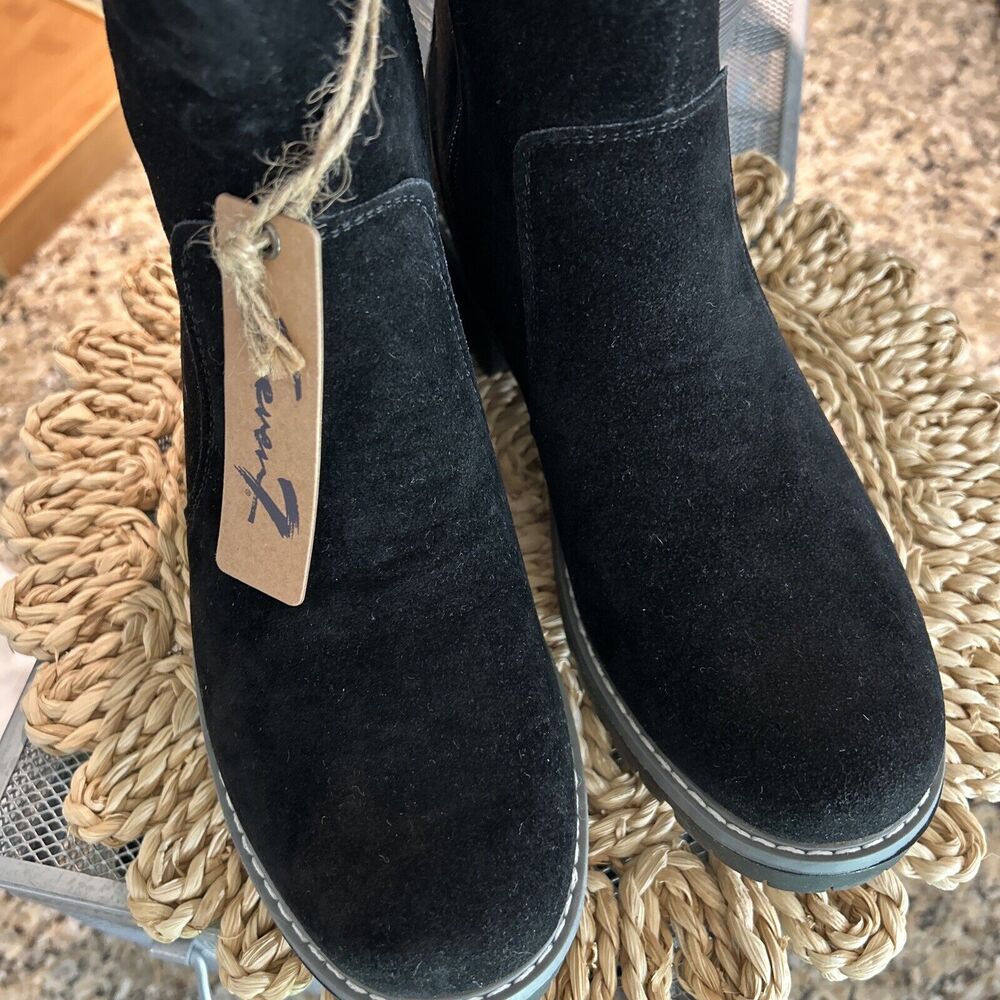 New Seven7 Bestie Black Vegan Suede Bootie‎ Women's Size 9 Zip Non Slip Lug Sole